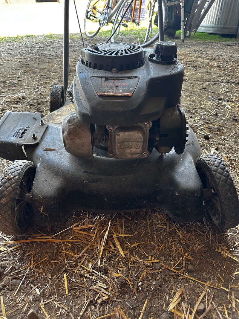 Push lawnmower Lawnmowers & Leaf Blowers Red Deer Kijiji