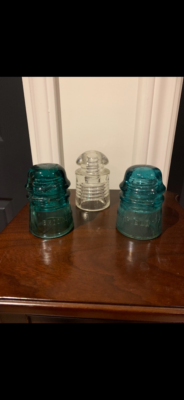 Vintage glass insulators  dans Art et objets de collection  à Kitchener / Waterloo