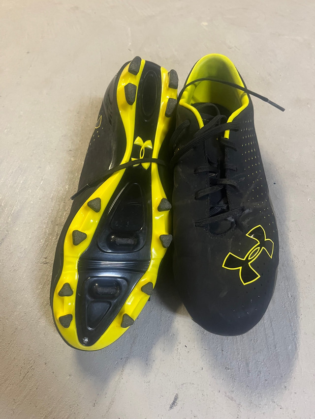 Under armour football cleats in Football in Markham / York Region - Image 2