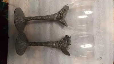 Seagull Pewter Canada Wine Goblets, grapevine design on stems, 1990 Etain Zinn. Minor wear on glass....