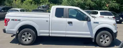 Up for sale is our 2016 Ford F150 5.0 V8 4x4, in excellent condition, ac blows cold , runs absolutel...