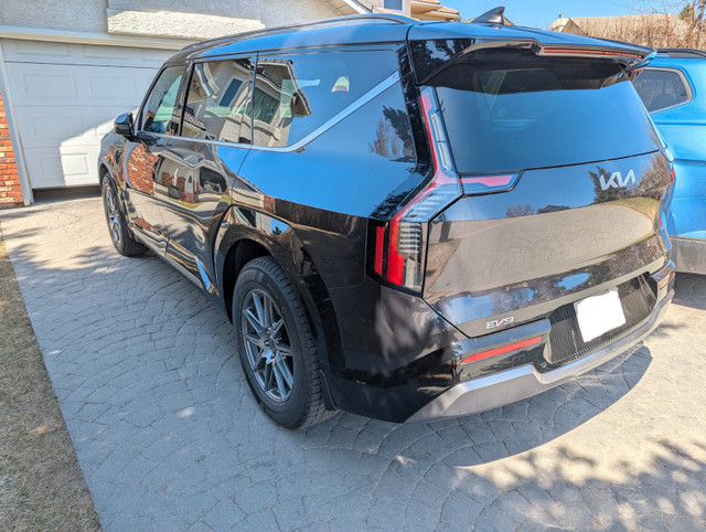 2025 Kia EV9 Land AWD NO GST in Cars & Trucks in Calgary - Image 4