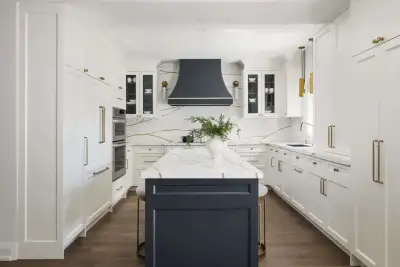 SCARBOROUGH FACTORY NOW HIRING ENTRY LEVEL POSITION NEWCOMER, View more