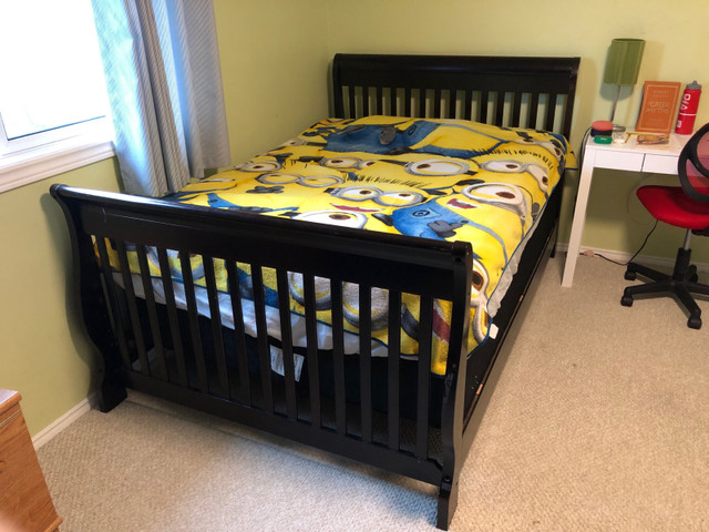 Convertible crib/toddler and bed in Cribs in Guelph - Image 2