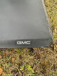 Chevrolet GMC tri fold truck tonneau cover 