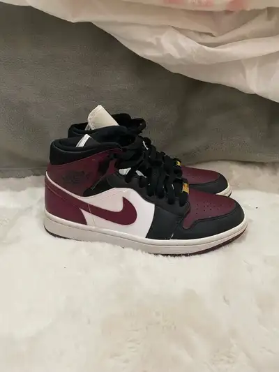 women’s Jordan shoes, View more