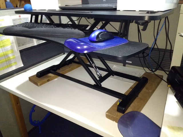 Vivo Desktop Sit to Stand Converter in Desks in Kitchener / Waterloo