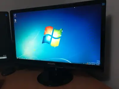 Philips 24” widescreen HDMI Full HD Multimedia Display Monitor , View more