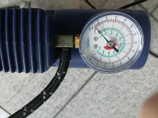 Car compressor to inflate tires in Tires & Rims in Markham / York Region - Image 4