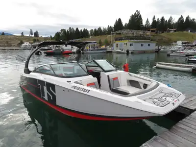 Surf capability combined with total adaptability for family cruising, fun and easy handling. Price:...