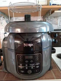 Ninjafoodi pressure cooker/ airfryer 