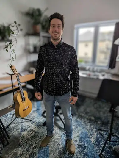 Cours de guitare (FR,ENG) - secteur Plateau Gatineau, View more