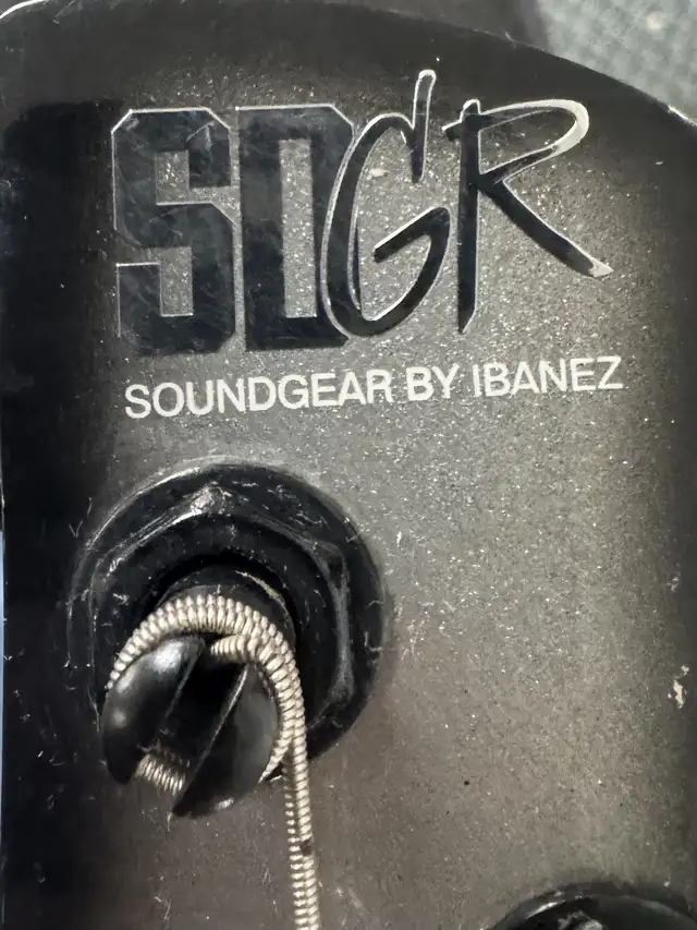 Ibanez n427 5 string bass in Guitars in Oakville / Halton Region - Image 4