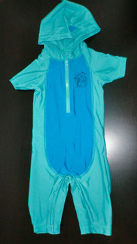 George Baby or Toddler boy swim suit size 18-24 m, EUC