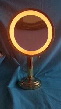 Lighted Standing Vanity Makeup Mirror