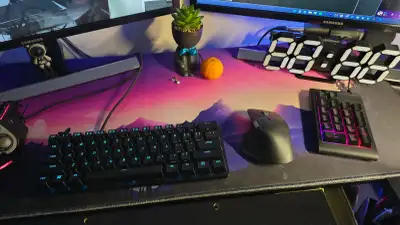 Razer Huntsman Mini Gaming Keyboard + Separate Numpad, View more