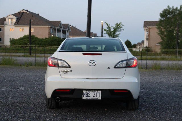 2010 Mazda Mazda3 in Cars & Trucks in Gatineau - Image 4