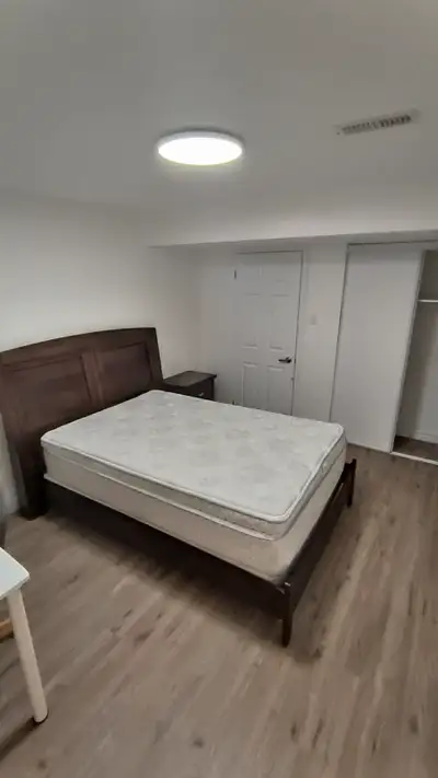 Bedroom and private washroom, Richmond Hill , Female only, $1100