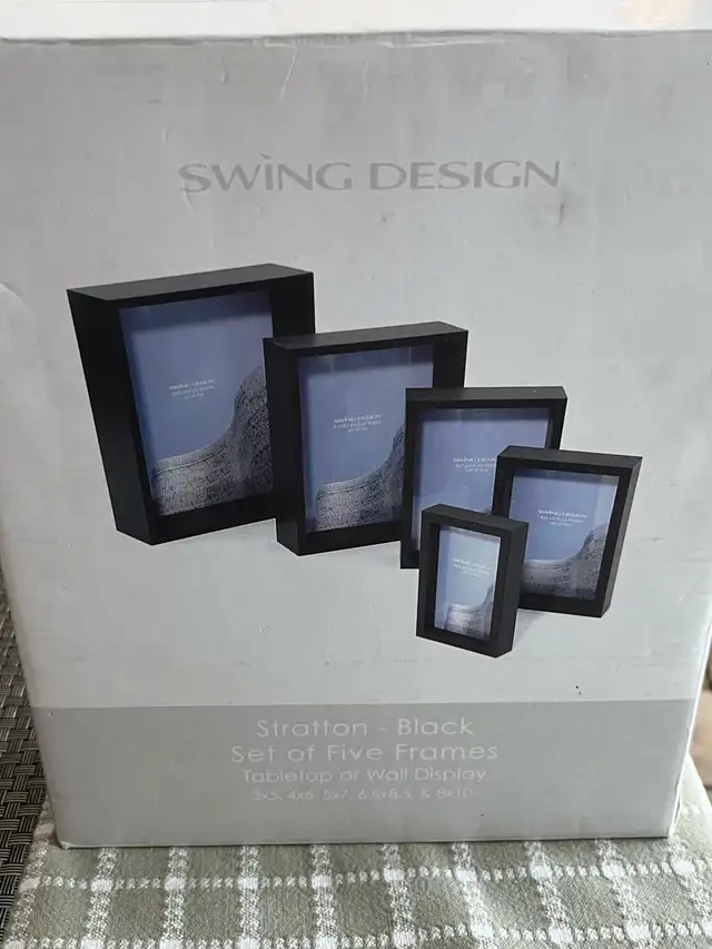 BNIB Nesting Set of 5 Stratton Black Frames