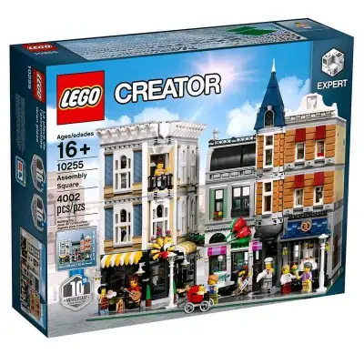 *NEW* Lego Creator Assembly Square 10255 Retired set - Retail price was 379+ TAX (428.27)