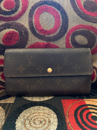 AUTH Vintage Louis Vuitton Monogram Sarah Long Bifold Wallet!