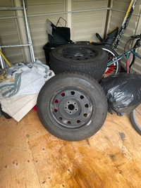 4 Michelin X Ice snow tires mounted 225/65/17 used 1 season $700