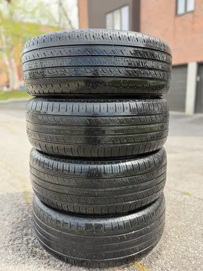 Tires Hankook Kinergy 225/60 r17 in good condition. Price: 200$ for 4 tires Location: near DiX30 Tex...