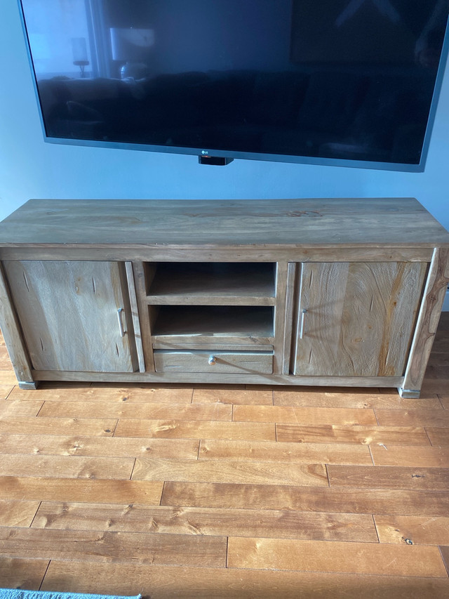 Solid wood tv console in TV Tables & Entertainment Units in Calgary - Image 2