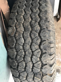 Truck tire 
