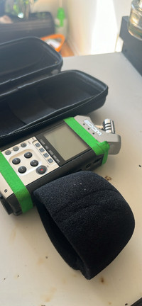 Zoom H4n handheld recorder