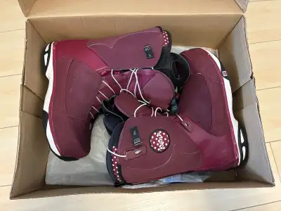 Salomon women snowboard boots, View more