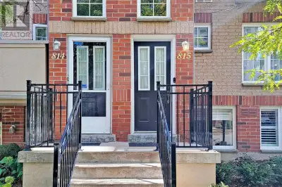 Pickering 3 bdrm Condo Townhouse elevator, 24 hr concierge,gated