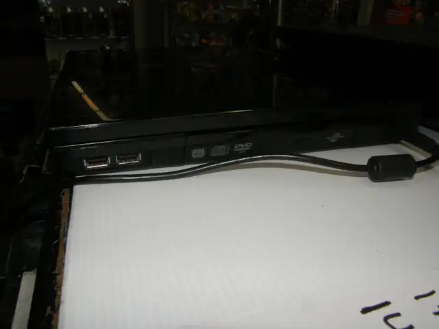 Ordinateur PC HP Pro Book 6450B i5 3G Ram 320G 17'' ATI Radeon + in Desktop Computers in Québec City - Image 6