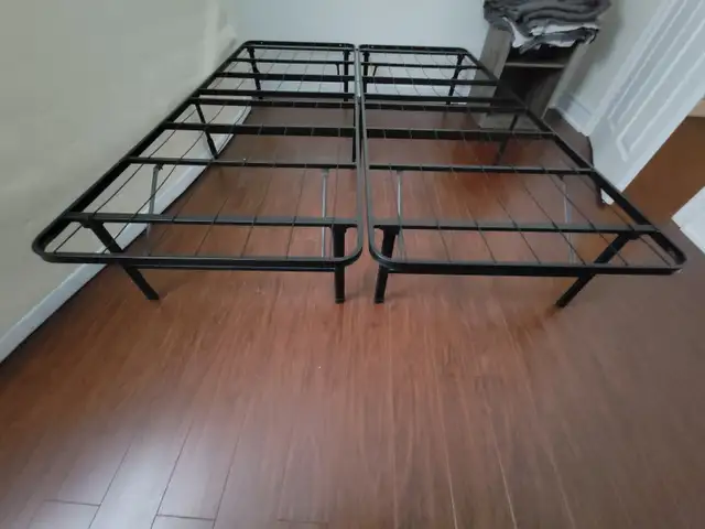 Foldable Zinus Queen Bed Frame in Beds & Mattresses in City of Toronto - Image 3