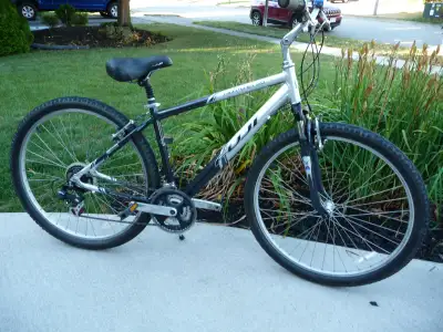 FUJI MTB / Commuter Bike., View more