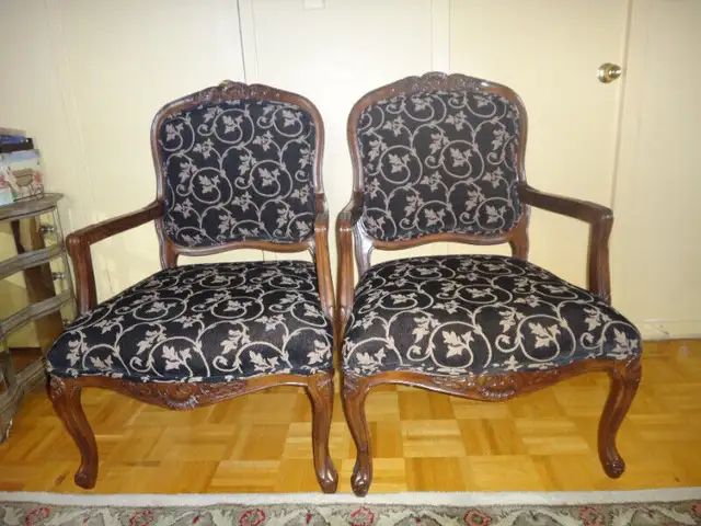 Armchair (set of 2) in Chairs & Recliners in City of Toronto - Image 2