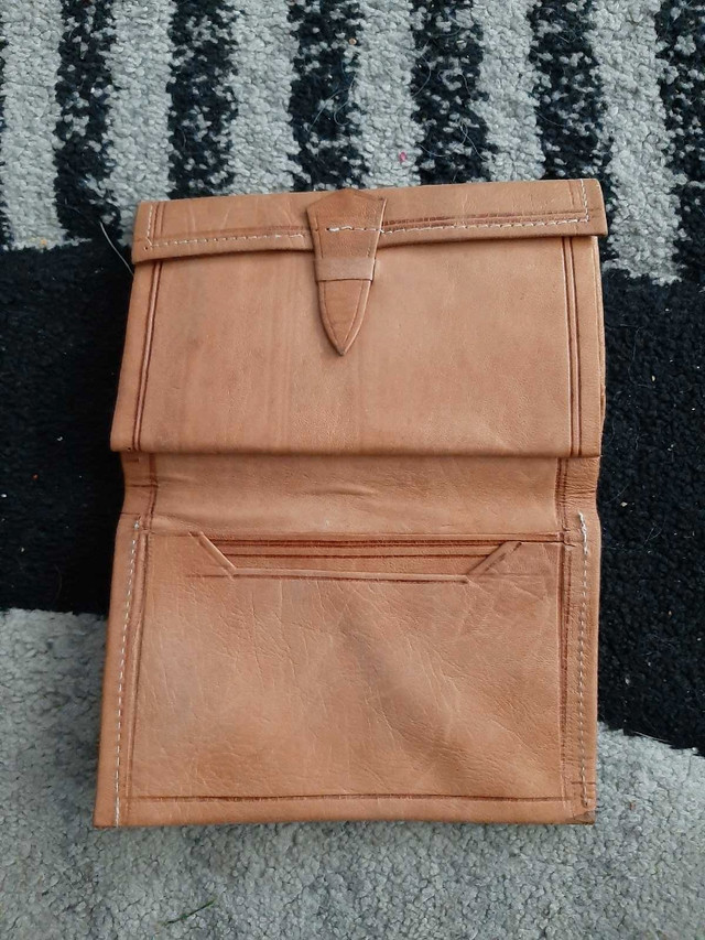   Leather Wallet.  ( very soft) in Women's - Bags & Wallets in London - Image 3