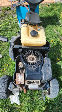 Lawn tractor part out