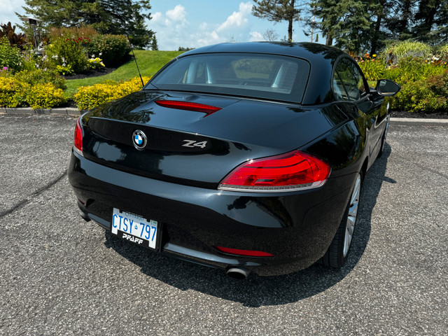 2011 BMW Z4 in Cars & Trucks in Barrie - Image 3