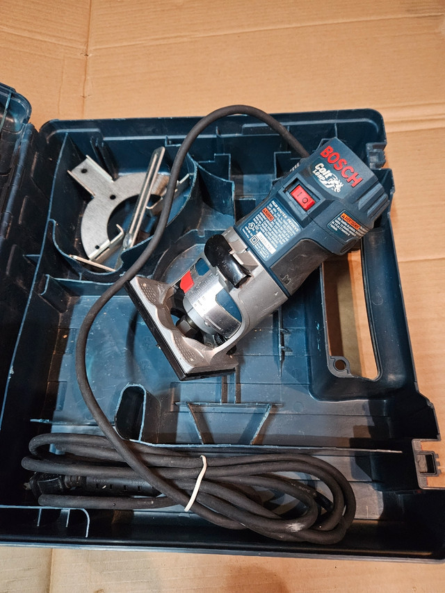 Bosch palm router  in Power Tools in Markham / York Region