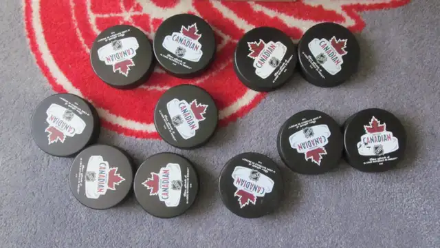 hockey rondelle pucks molson canadian serie 30 official nhl lnh in Arts & Collectibles in Laurentides - Image 6