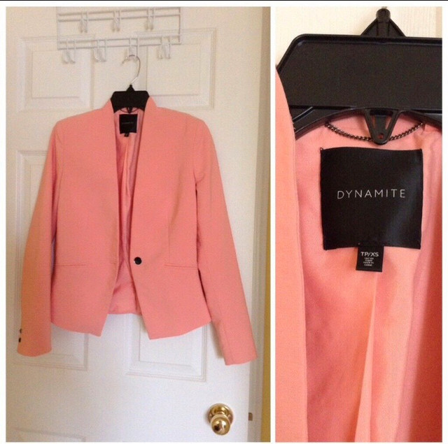 Ladies Blazer and top in Women's - Tops & Outerwear in Ottawa - Image 3