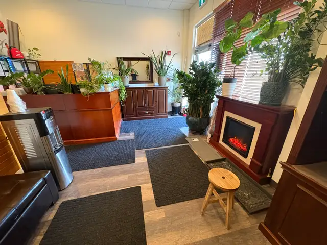 Massages (RMT)  $105/50mins in Calgary in Health and Beauty Services in Calgary - Image 5