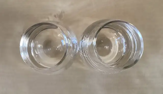 2 Vintage WMF Germany Heavy Based Crystal Shot Glasses in Kitchen & Dining Wares in West Island - Image 3