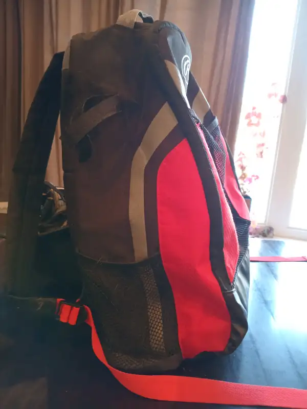 Rawlings youth baseball bat bag in Baseball & Softball in Oshawa / Durham Region - Image 5