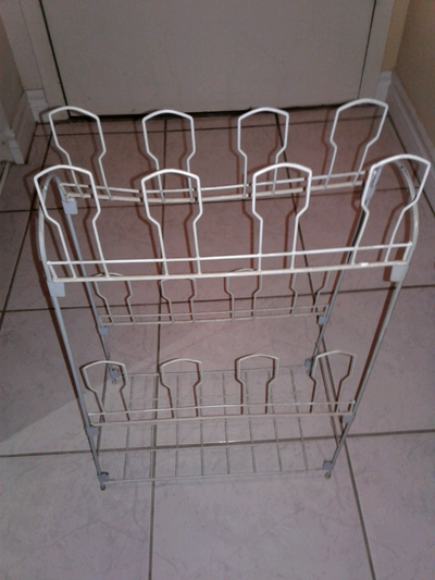 Shoe rack/ shoe storage rack  -$3 pickup in Scarborough , View more