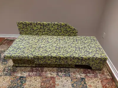 Folding Chaise Lounge Couch with Pullout Sleeper - Green