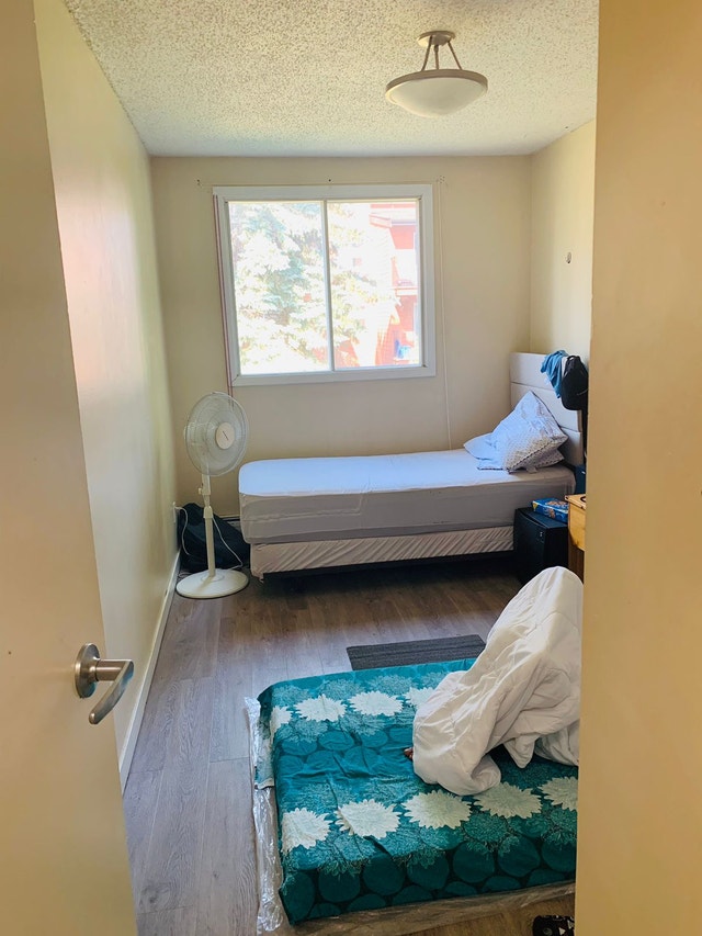 Room for rent Room Rentals & Roommates Moose Jaw Kijiji