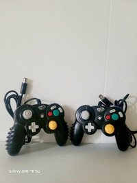 2X Madcatz Nintendo GameCube Controllers 