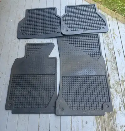 BMW car mats in great condition, set of 4 mats for a 5 Series BMW